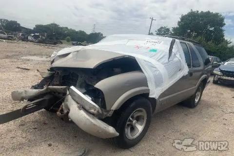 Photo of 2000 Chevrolet Blazer