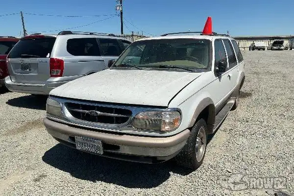 Photo of 1998 Ford Explorer