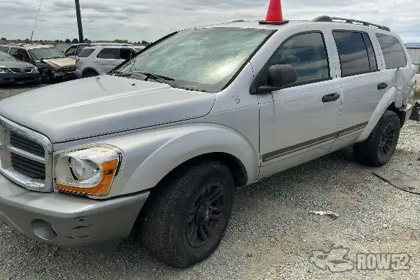Photo of 2005 Dodge Durango