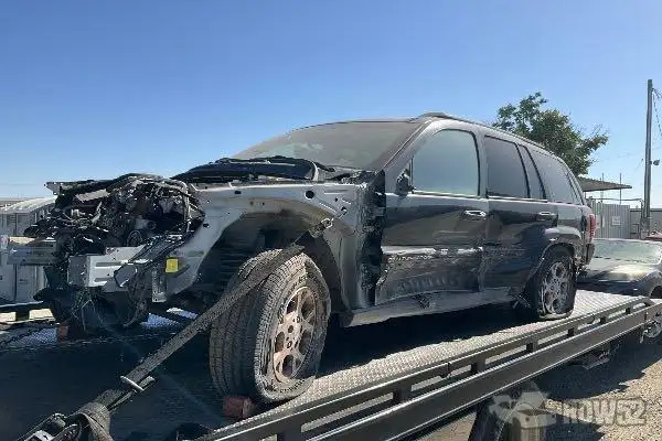 Photo of 1999 Jeep Grand Cherokee