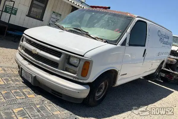 Photo of 2000 Chevrolet Express