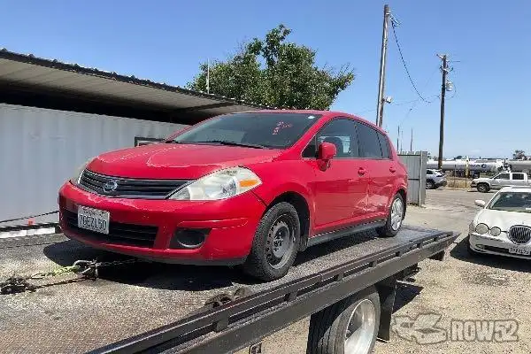 Photo of 2011 Nissan Versa