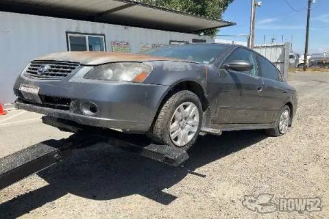 Photo of 2005 Nissan Altima