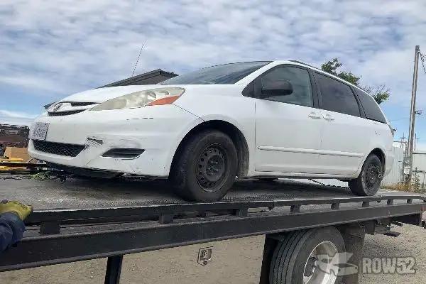 Photo of 2009 Toyota Sienna