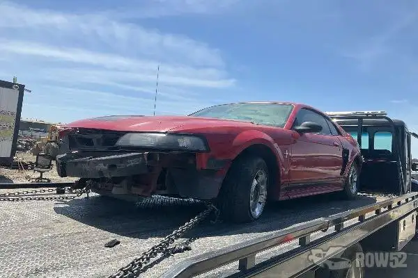 Photo of 2000 Ford Mustang