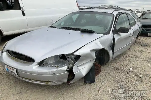 Photo of 2000 Ford Taurus Wagon