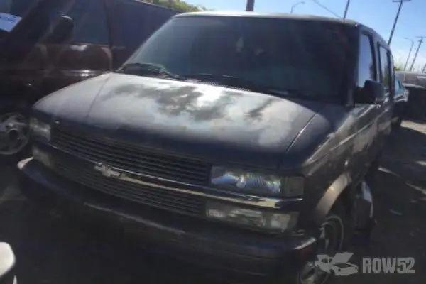 Photo of 1999 Chevrolet Astro