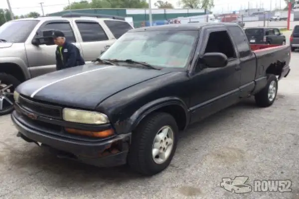 Photo of 2000 Chevrolet S10 Pickup
