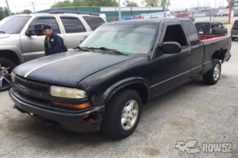 Photo of 2000 Chevrolet S10 Pickup