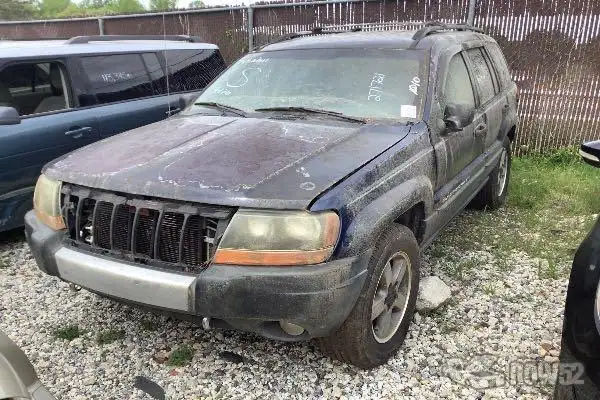Photo of 2004 Jeep Grand Cherokee