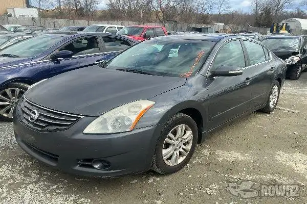 Photo of 2010 Nissan Altima