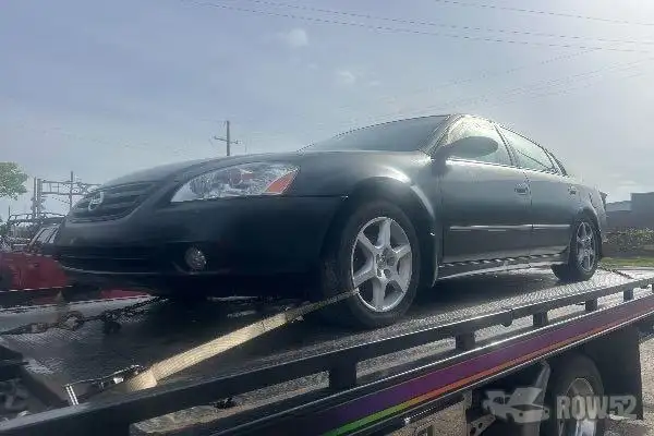Photo of 2004 Nissan Altima