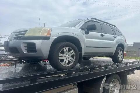 Photo of 2004 Mitsubishi Endeavor