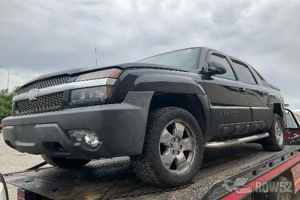 Photo of 2004 Chevrolet Avalanche