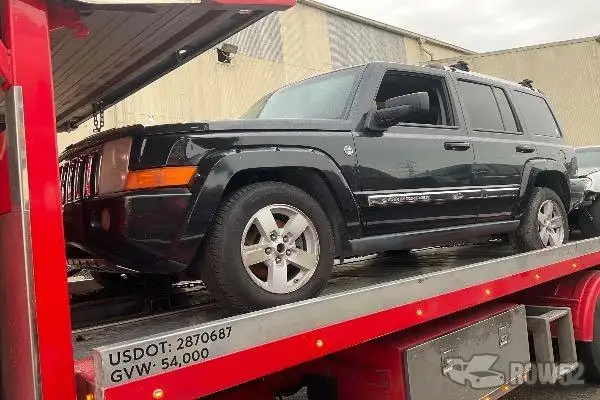 Photo of 2008 Jeep Commander