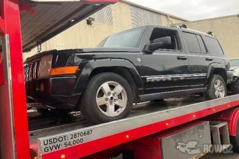 Photo of 2008 Jeep Commander