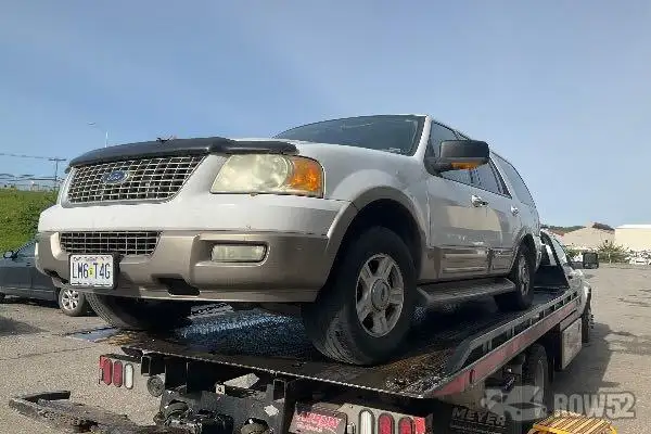 Photo of 2004 Ford Expedition