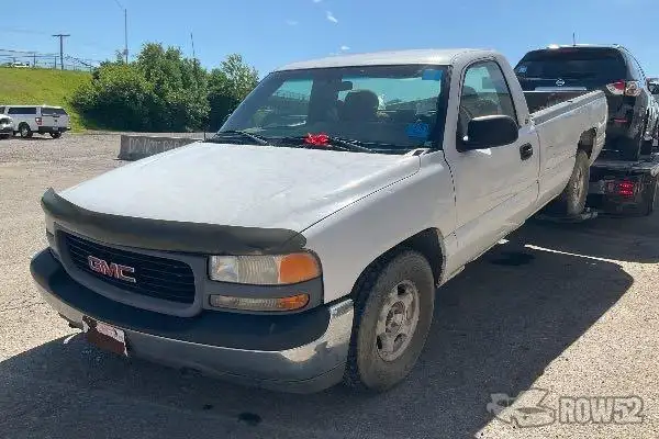 Photo of 2000 GMC Sierra 1500