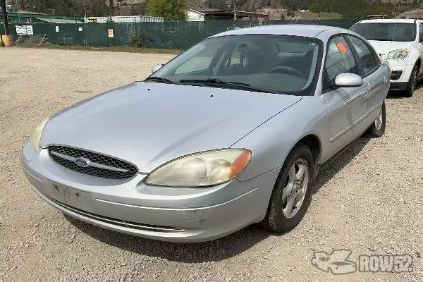 Photo of 2003 Ford Taurus