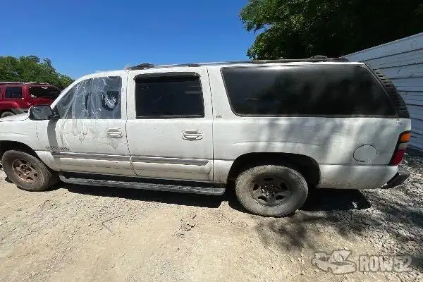 Photo of 2004 GMC Yukon XL