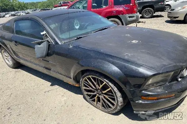 Photo of 2006 Ford Mustang