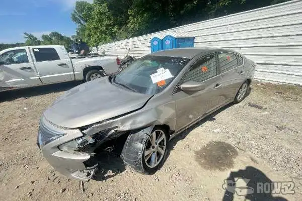 Photo of 2014 Nissan Altima