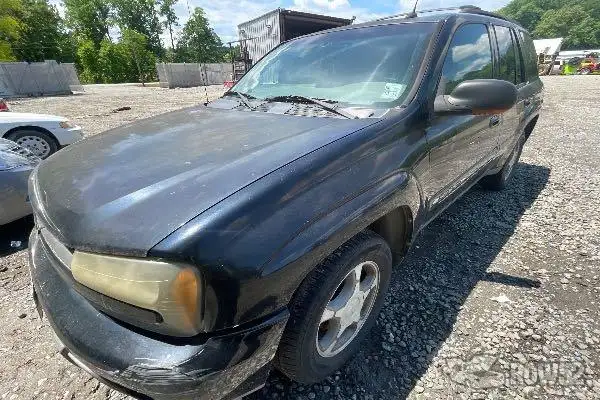 Photo of 2004 Chevrolet Trailblazer