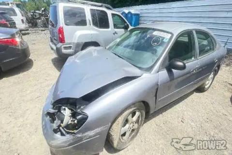 Photo of 2003 Dodge Stratus