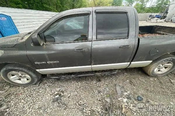 Photo of 2003 Dodge Ram 1500