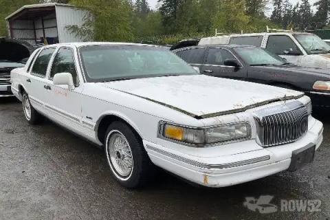 Photo of 1997 Lincoln Town Car
