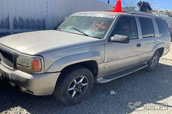 Photo of 2000 Cadillac Escalade