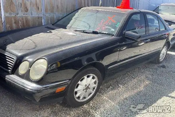 Photo of 1999 Mercedes-Benz E-Class