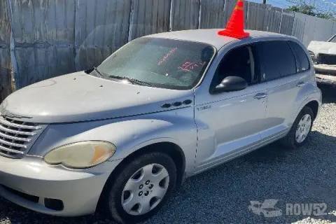 Photo of 2006 Chrysler PT Cruiser