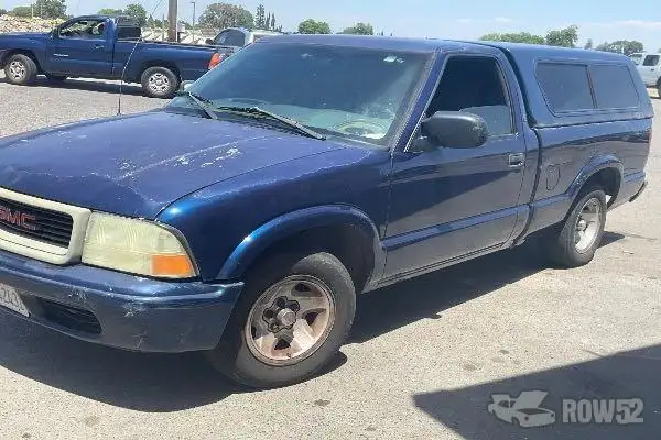 Photo of 2002 GMC Sonoma