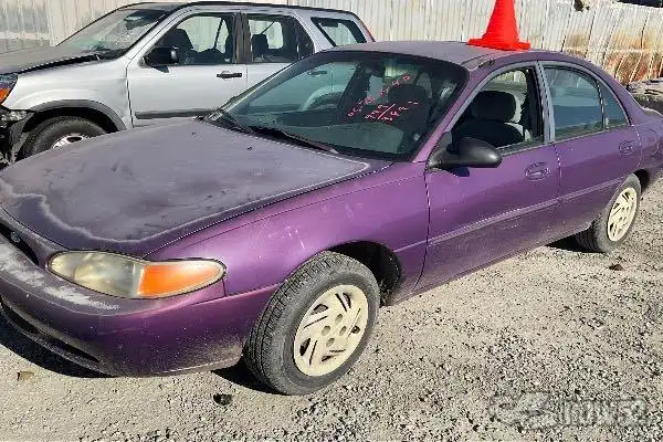 Photo of 1997 Ford Escort