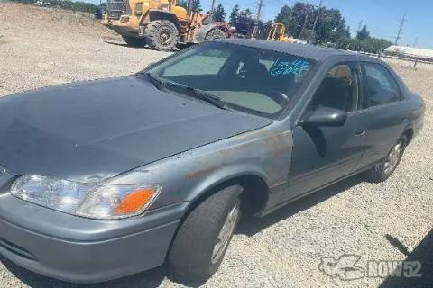 Photo of 2000 Toyota Camry