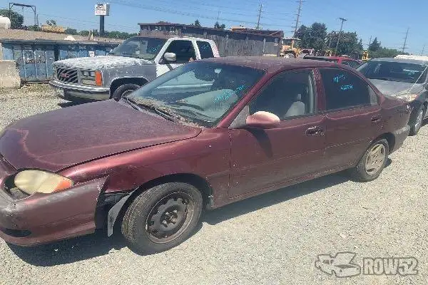 Photo of 2001 Kia Sephia