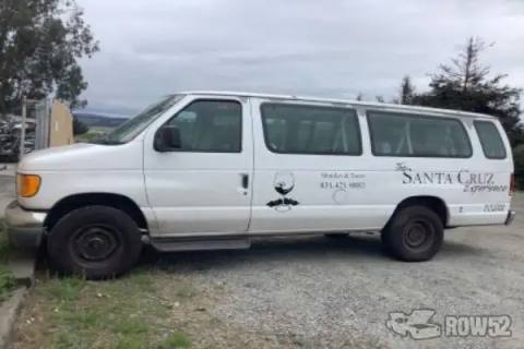 Photo of 2004 Ford Econoline