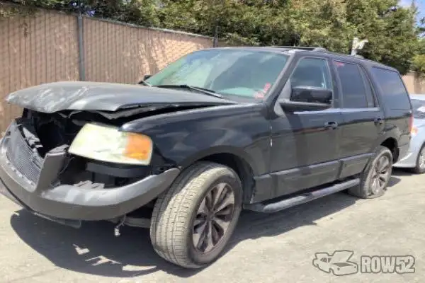 Photo of 2004 Ford Expedition