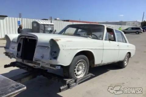 Photo of 1969 Mercedes-Benz 250