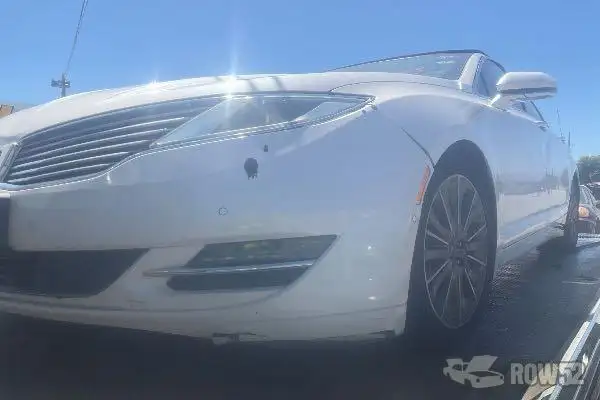 Photo of 2013 Lincoln MKZ