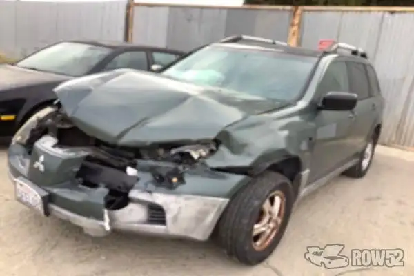Photo of 2003 Mitsubishi Outlander