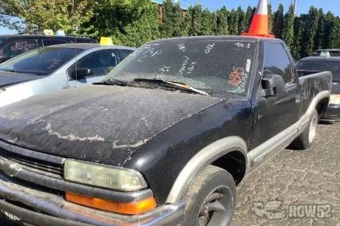 Photo of 1999 Chevrolet S10 Pickup