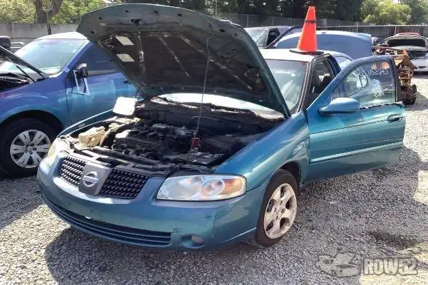 Photo of 2004 Nissan Sentra