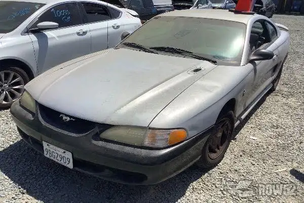 Photo of 1998 Ford Mustang