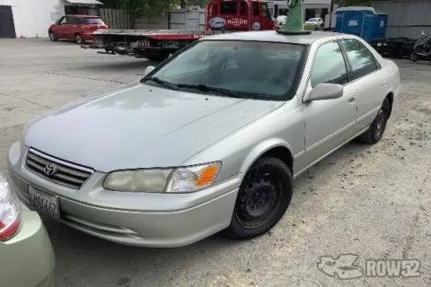 Photo of 2000 Toyota Camry