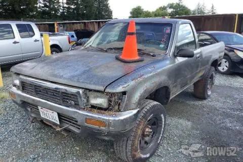 Photo of 1989 Toyota Pickup