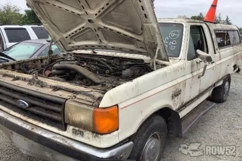 Photo of 1987 Ford F-250