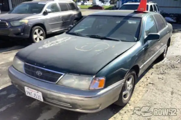 Photo of 1998 Toyota Avalon