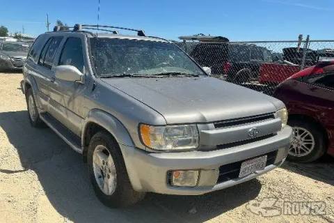 Photo of 2001 Infiniti QX4
